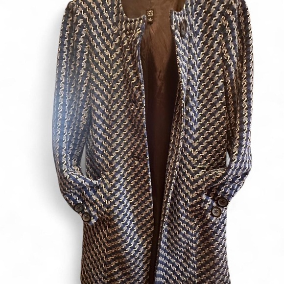 Saks Fifth Avenue Long Overcoat size 4 - Picture 5 of 7